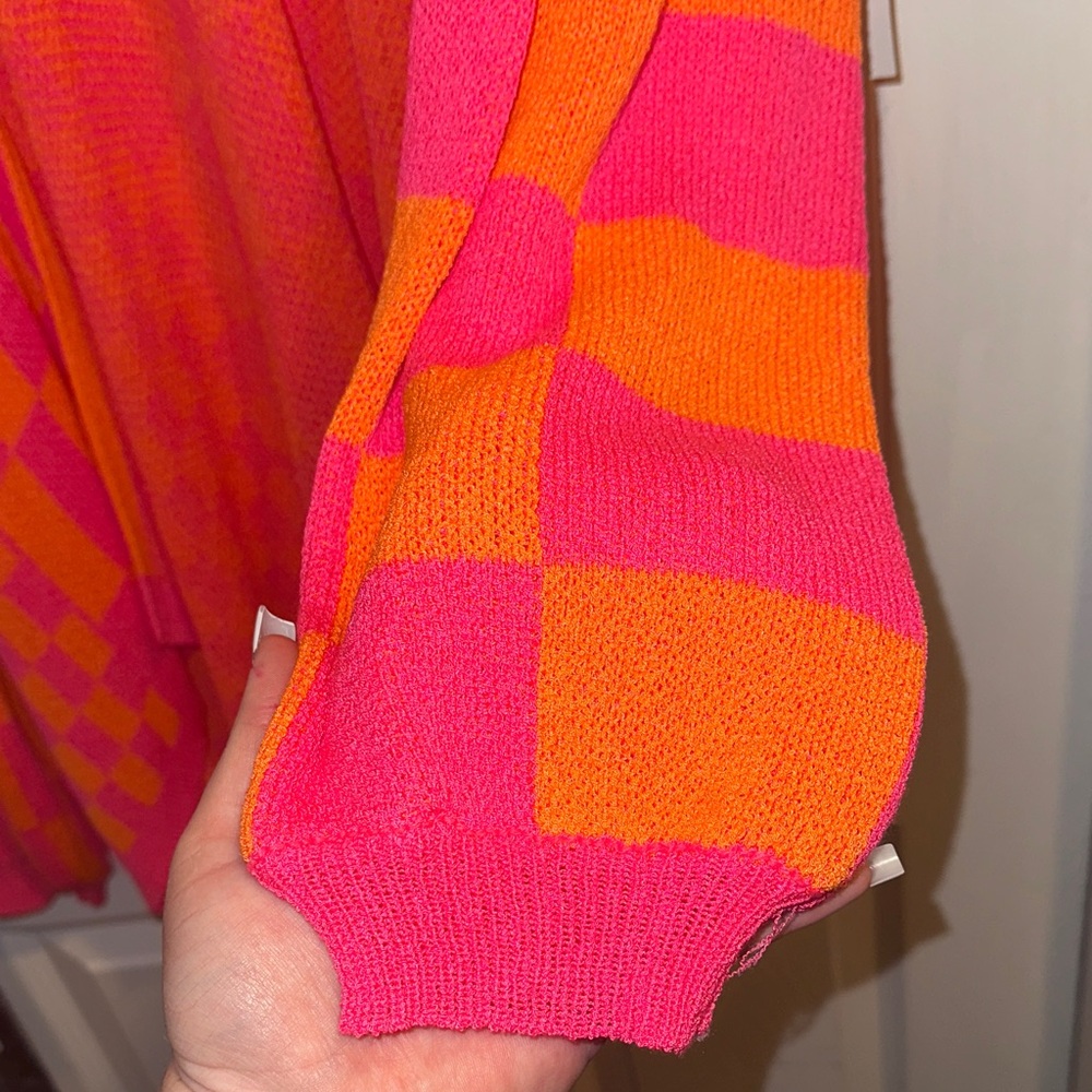 DAVI & DANI Vibrant Pink and Orange Cardigan - Picture 3 of 4